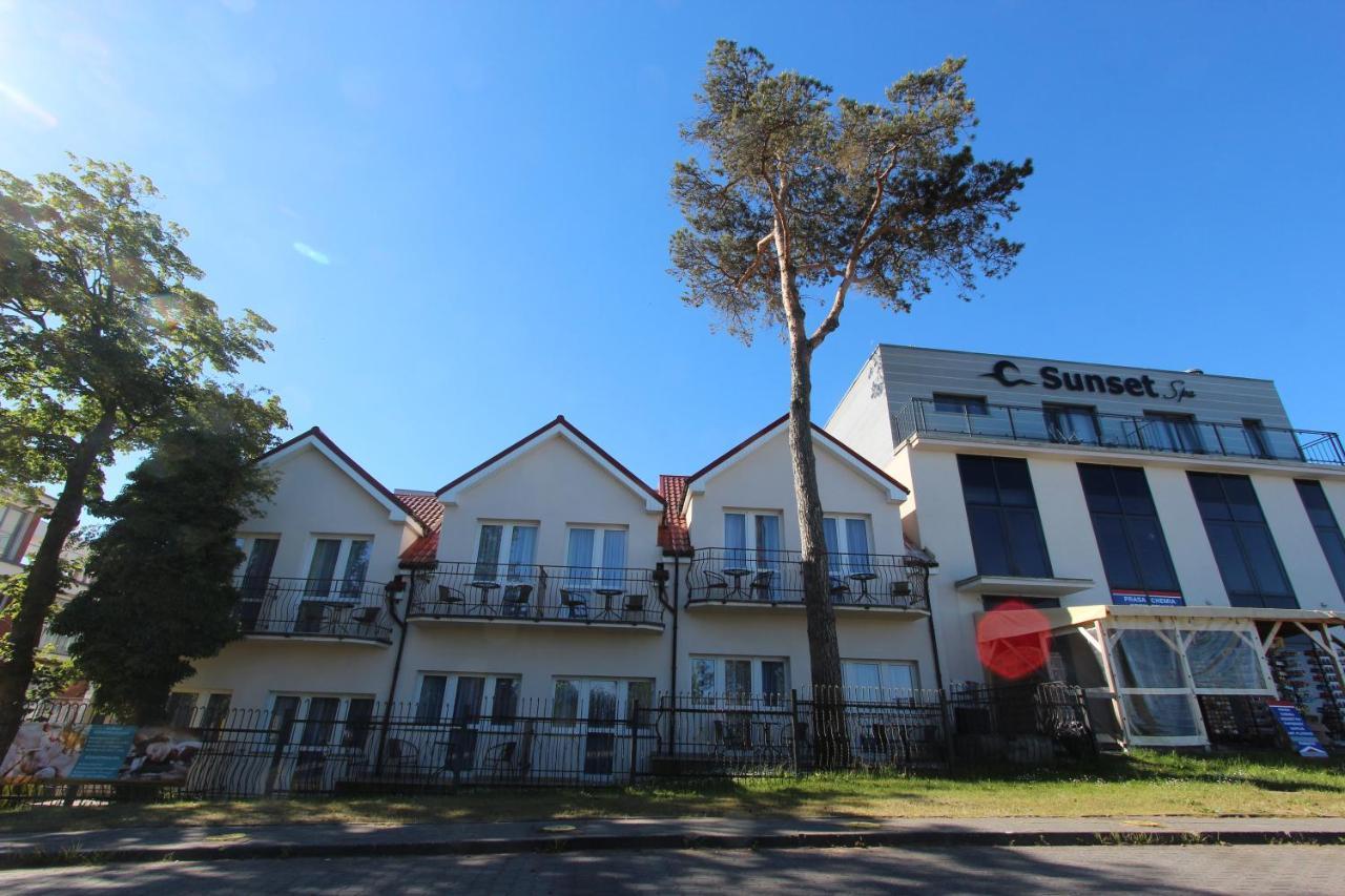 Sunset Przymorze Hotel Rewal Exterior photo